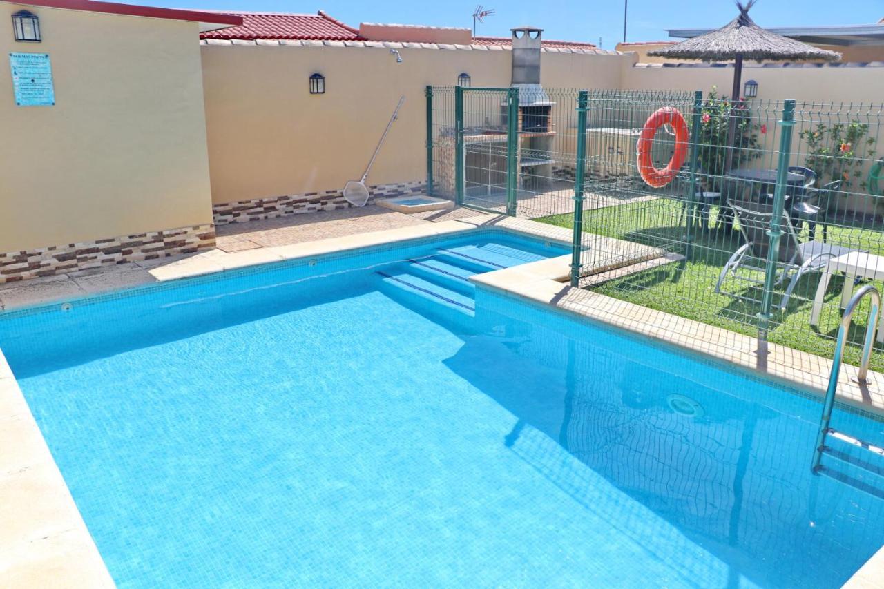 Bungalow Curro Pareja 97 Conil De La Frontera Esterno foto