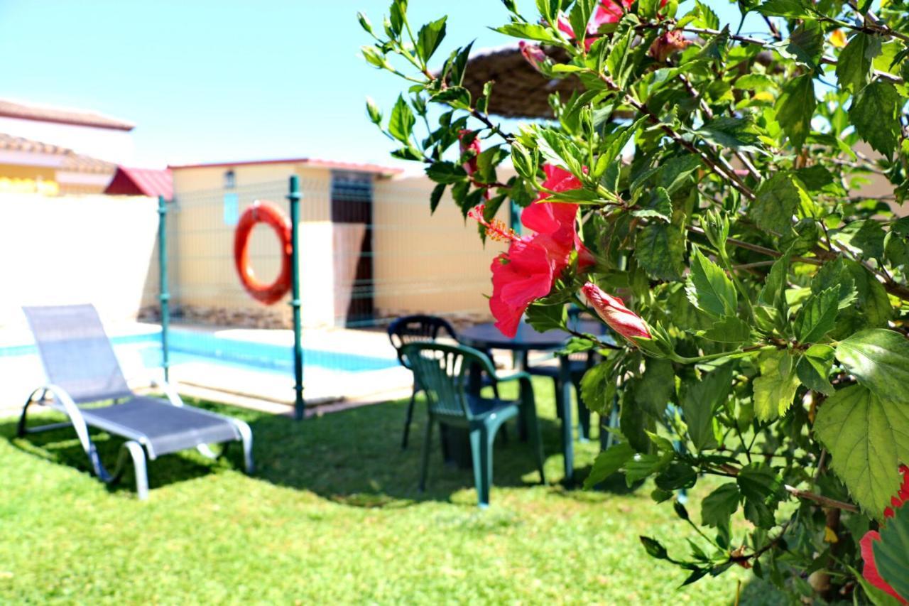 Bungalow Curro Pareja 97 Conil De La Frontera Esterno foto
