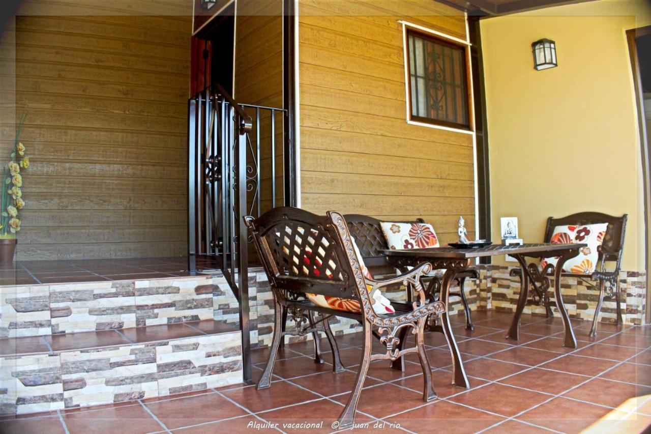 Bungalow Curro Pareja 97 Conil De La Frontera Esterno foto