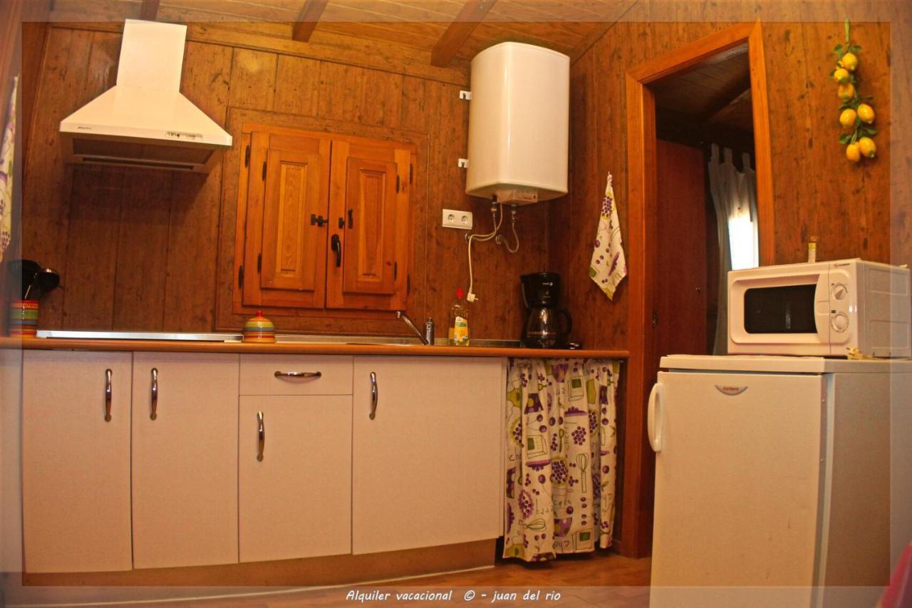 Bungalow Curro Pareja 97 Conil De La Frontera Esterno foto